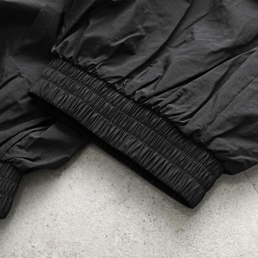 Y-3 ワイスリー ナイロンパンツ RAW EDGE 3 STRIPES NYLON SHELL PANTS KE6632 メンズ ルーズフィット 撥水 はっ水 軽量 セットアップ可能 BLACKの画像