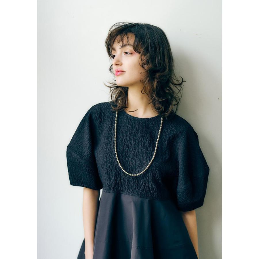 anana アナナ ブラウス a56-019 レディース ジャガード切替 ペプラム ランタンスリーブ 五分袖 セレモニー対応可の画像