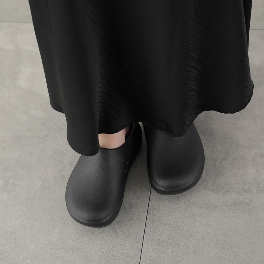OOFOS（ウーフォス） リカバリー サンダル OOcloog+ ウークロッグ