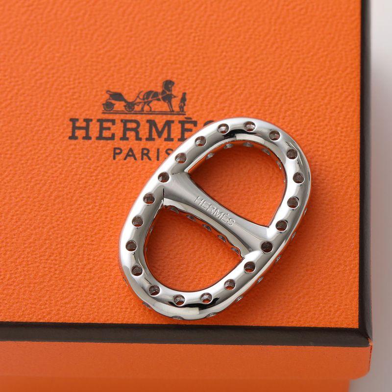 HERMES（エルメス） スカーフリング ミニ シェーヌダンクル ペルフォレ