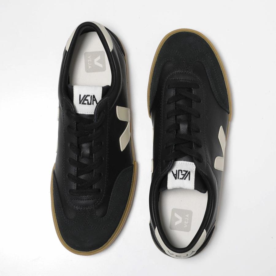 新品　VEJA ブラック スニーカー　24㎝ VEJA（ヴェジャ） スニーカー VOLLEY O.T. LEATHER ボレー メンズ