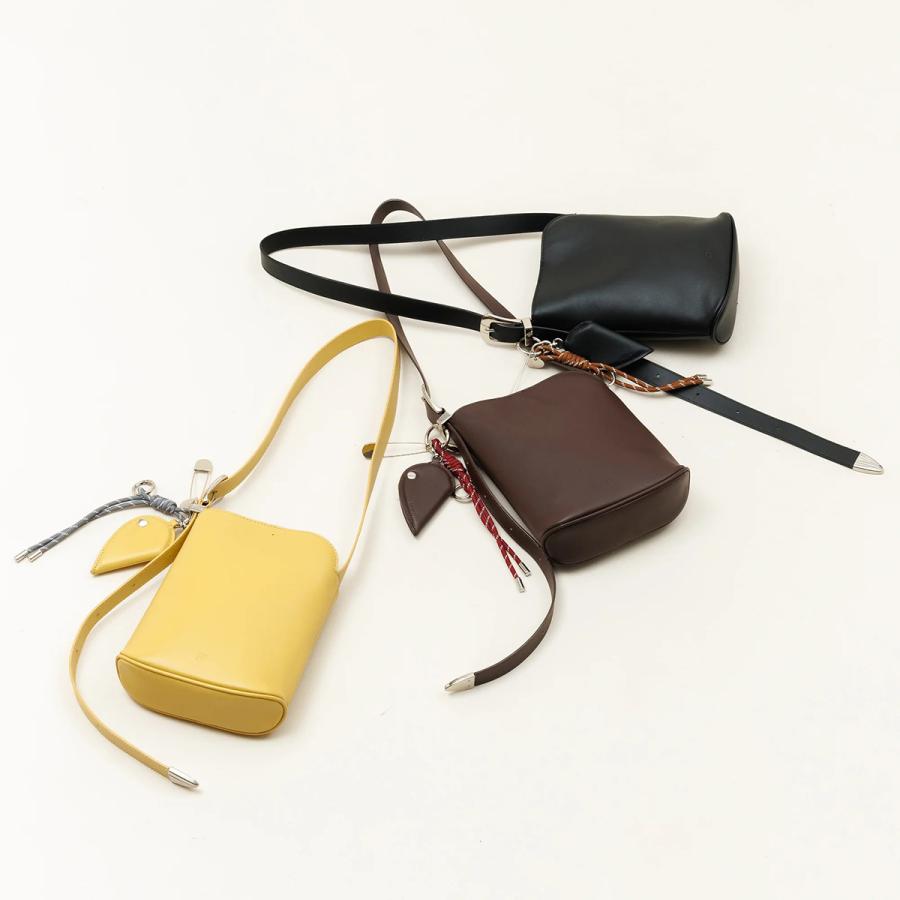 story. ストーリー ショルダーバッグ LETHER ROUND HANDBAG 3A-1856 レディース ハンドバッグ レザー ベルトストラップ マット ハートミラー付き 鞄の画像