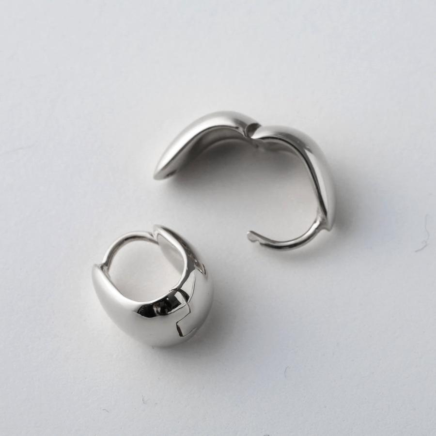 ANNIKA INEZ アニカイネズ フープピアス Petite Gentle Slope Hoops E1014-PTE レディース アクセサリー Silver925 シルバー925 シルバーの画像