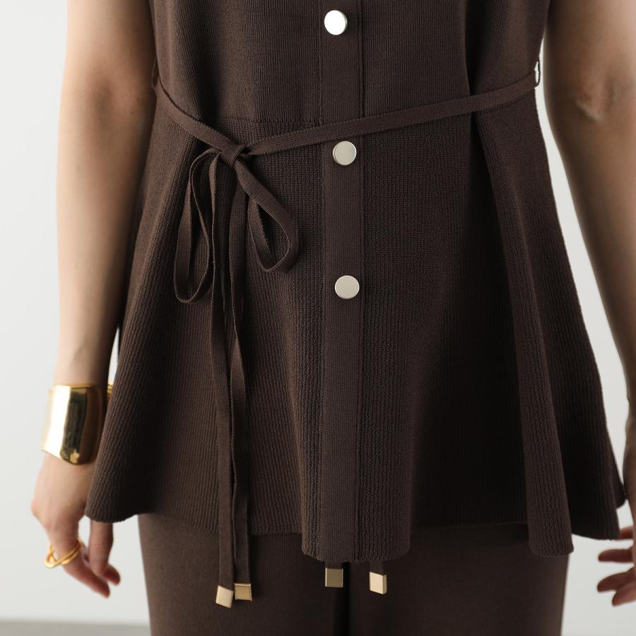 Torrazzo Donna（トラッゾドンナ） ニットブラウス Square Neck Knit