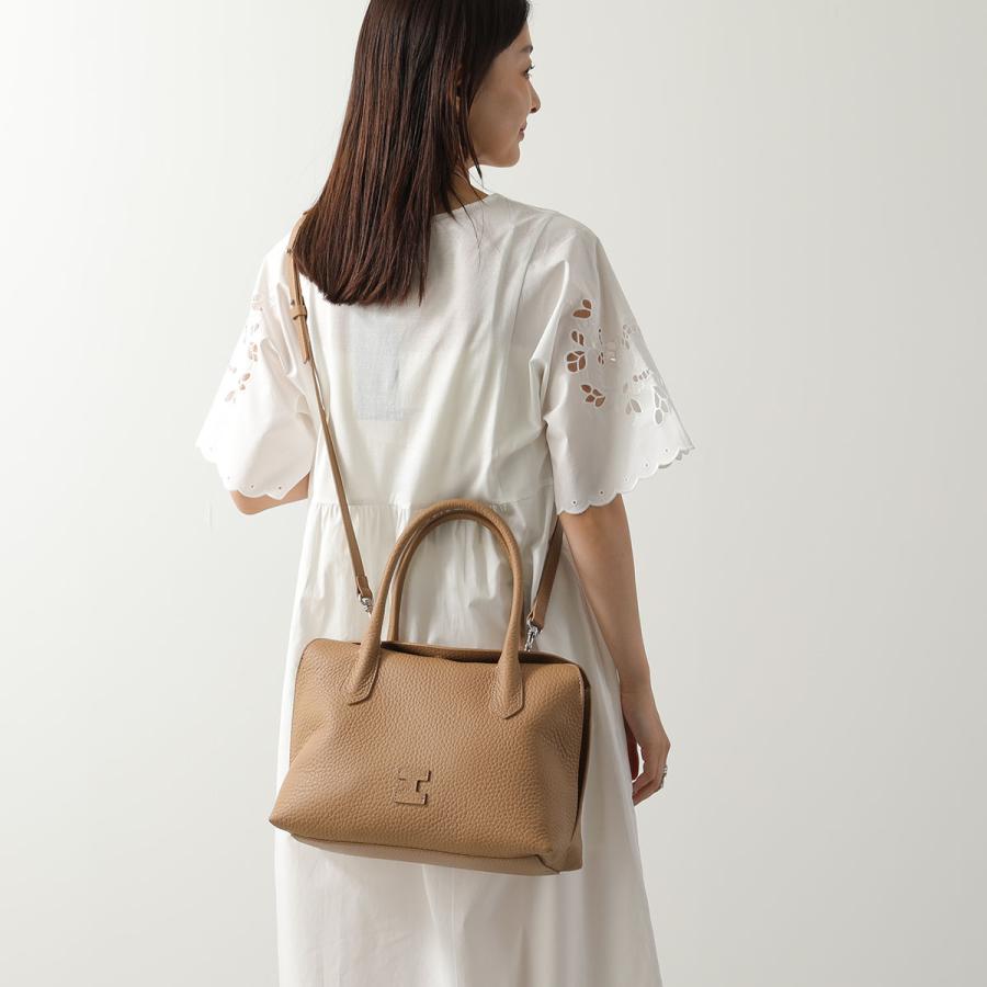 IACUCCI イアクッチ ハンドバッグ ALBA M アルバ 6251 レディース レザー ショルダーバッグ クロスボディ ロゴ 鞄の画像