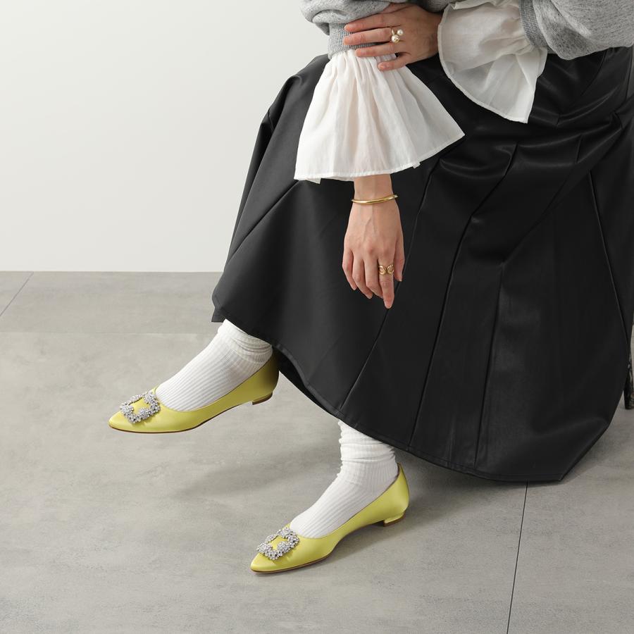 MANOLO BLAHNIK（マノロブラニク） パンプス HANGISIFLAT SATIN 010