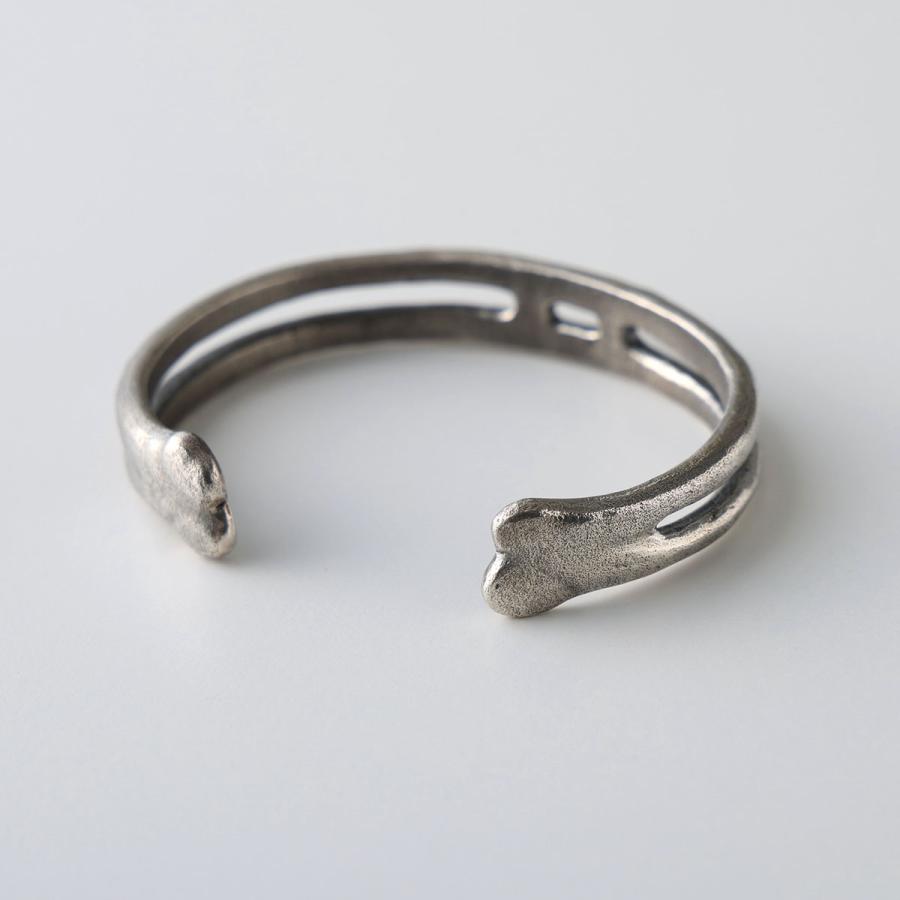Our Legacy（アワーレガシー） バングル KNOCHEN BANGLE ノッヘン