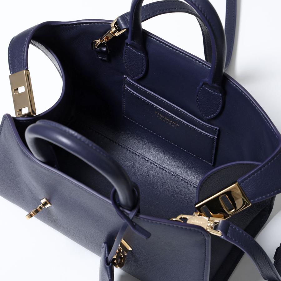 FERRAGAMO（フェラガモ） ハンドバッグ HUG MINI ハグ ミニ 215975