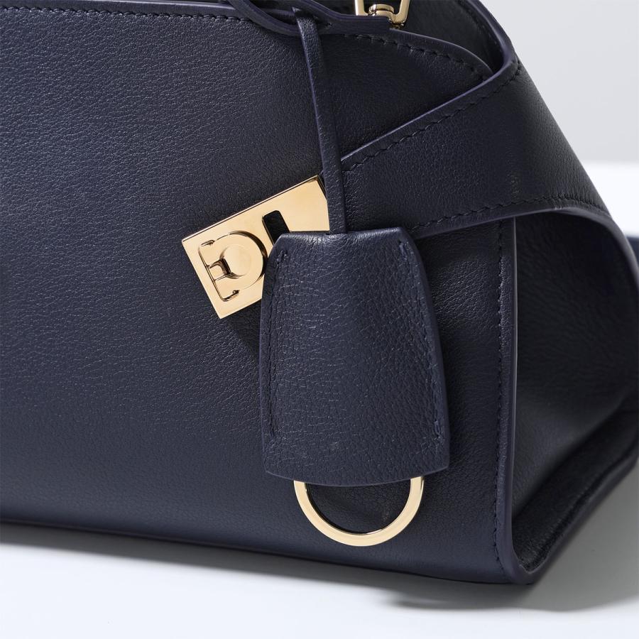 FERRAGAMO（フェラガモ） ハンドバッグ HUG MINI ハグ ミニ 215975