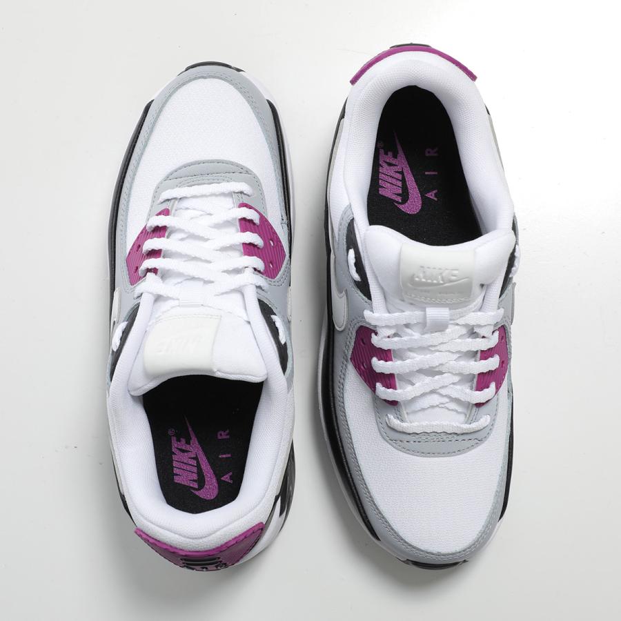 NIKE（ナイキ） スニーカー AIR MAX 90 LX8 エア マックス FD4328-109
