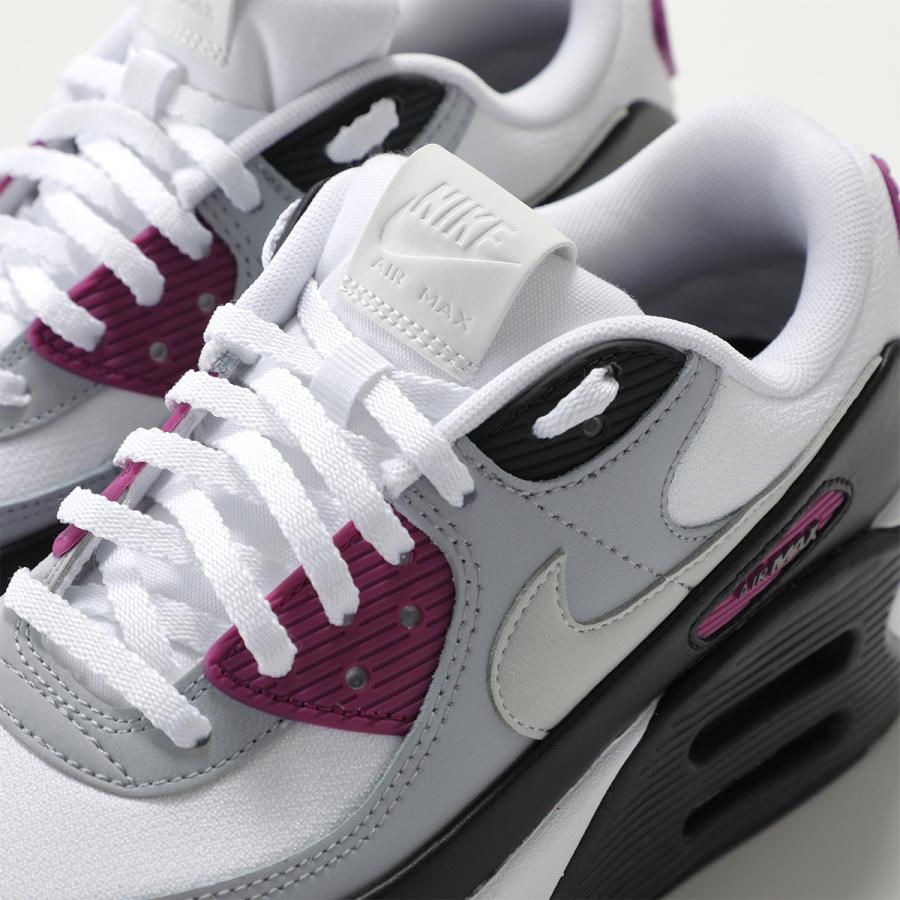 NIKE（ナイキ） スニーカー AIR MAX 90 LX8 エア マックス FD4328-109