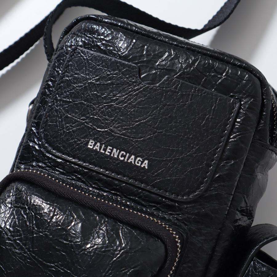 BALENCIAGA バレンシアガ ショルダーバッグ SUPERBUSY 867381 210C8 メンズ BBロゴ アリーナラムスキン アンティーク調シルバー鞄 1000の画像