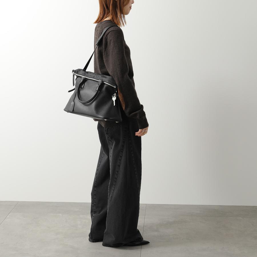 あれくさ様の 超美品 メゾンマルジェラ 現行 5AC ショッピングバッグ ミディ Maison Margiela（メゾンマルジェラ） ショルダーバッグ 5AC ソフト