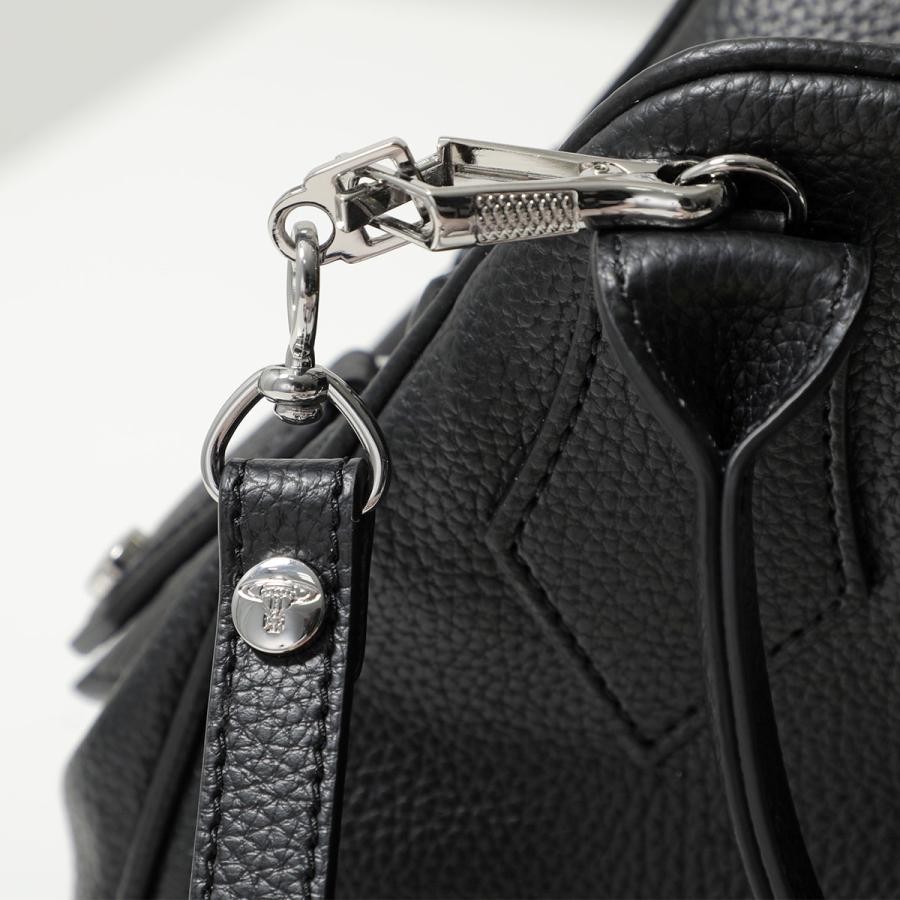 Vivienne Westwood（ヴィヴィアンウエストウッド） ショルダーバッグ