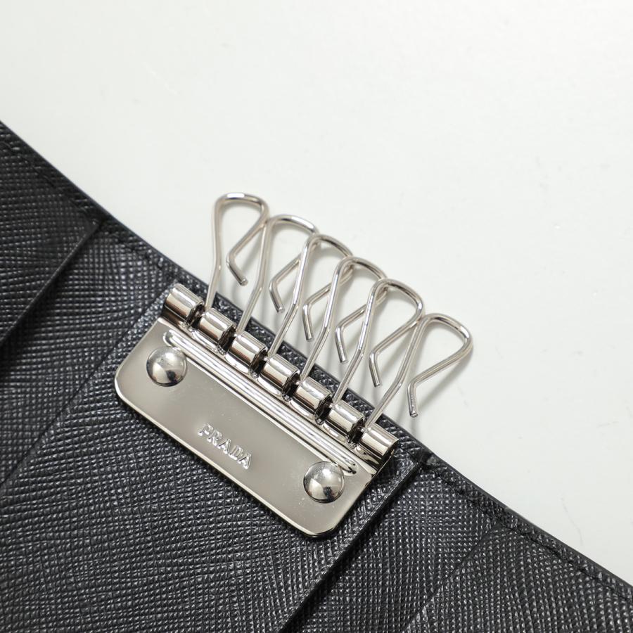 美品✨PRADA サフイアーノ レザー 小物 キーケース メタル ロゴ 6連 PRADA（プラダ） キーケース 2PG222 QME メンズ サフィアーノ レザー 6