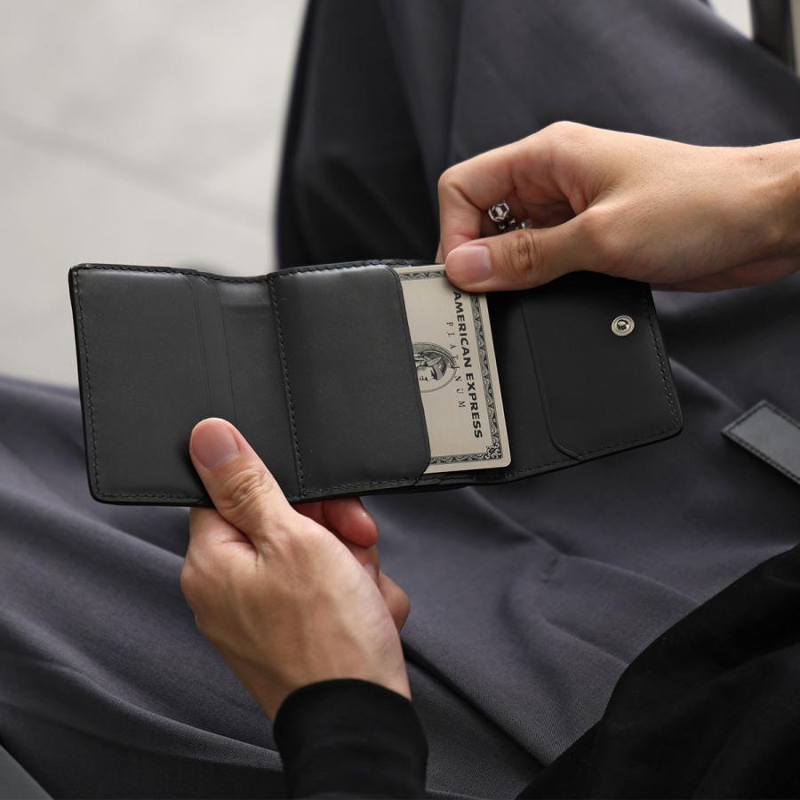 A.P.C.（アーペーセー） APC A.P.C. 三つ折り財布 COMPACT LOIS SMALL