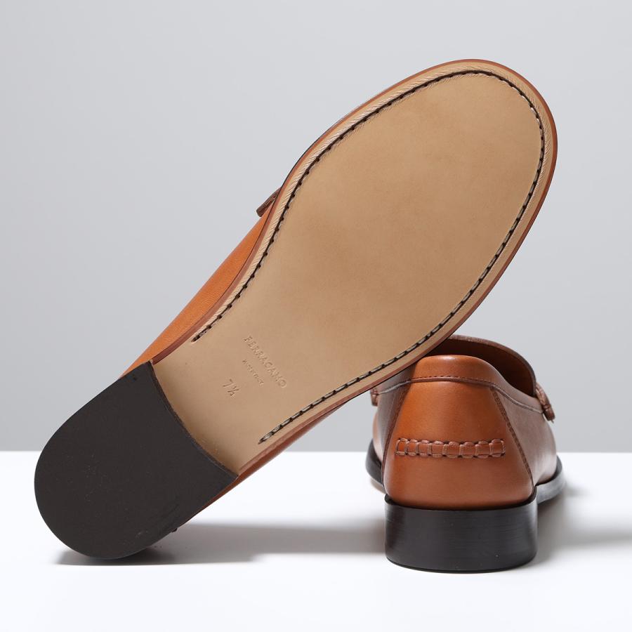 FERRAGAMO（フェラガモ） ローファー MARYAN 2 マリアン 769756