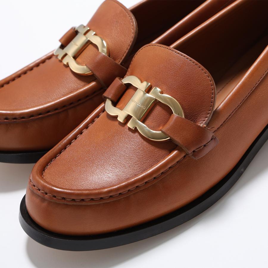 レア!新品!限定完売!フェラガモ ガンチーニローファー マルチカラー 22.5㎝ FERRAGAMO（フェラガモ） ローファー MARYAN 2 マリアン 769756