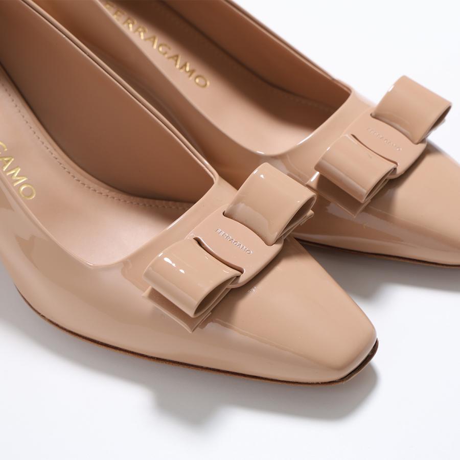 FERRAGAMO（フェラガモ） パンプス ANZ 55 1 763727 レディース ヴァラ