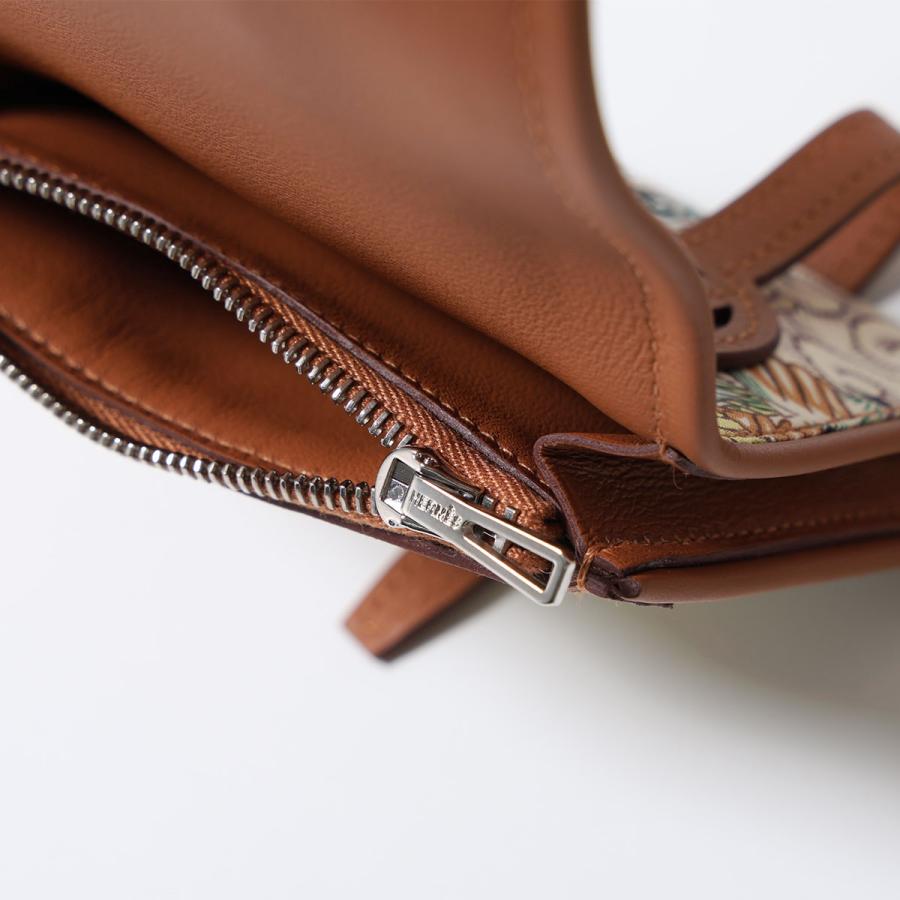 HERMES（エルメス） 二つ折り財布 アヴェックソワ コンパクト Avexois