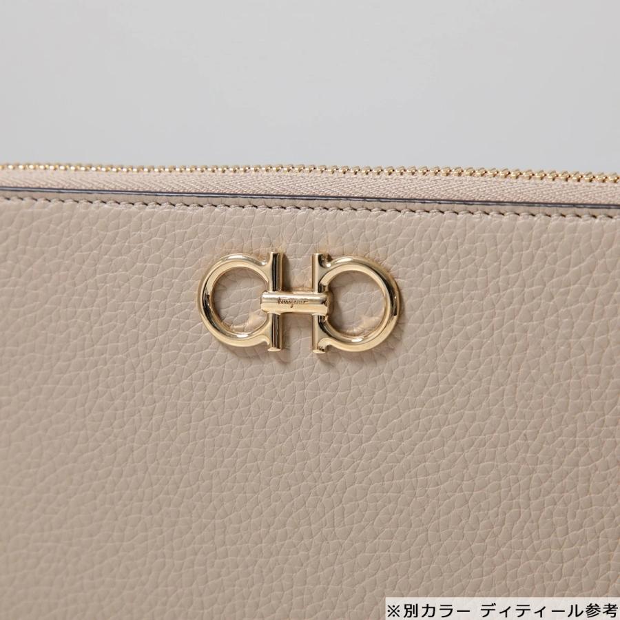 FERRAGAMO（フェラガモ） ラウンドファスナー長財布 220405 レディース