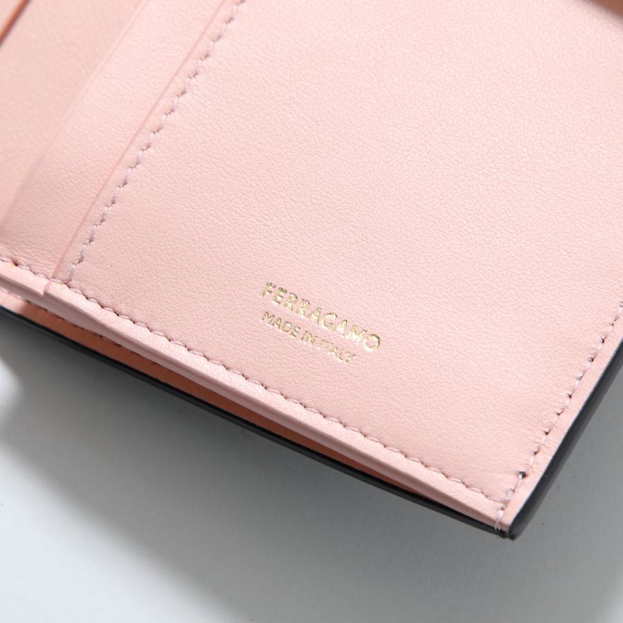FERRAGAMO（フェラガモ） 【訳あり】FERRAGAMO 二つ折り長財布 HUG