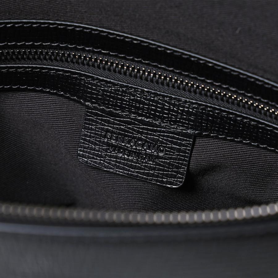 FERRAGAMO（フェラガモ） ショルダーバッグ 241805 786398 メンズ