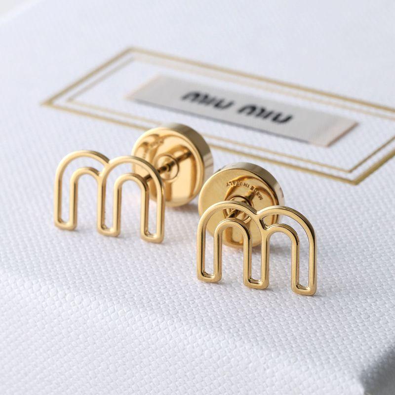 miu miu（ミュウミュウ） ピアス 5IO514 2G9S レディース メタル ロゴ