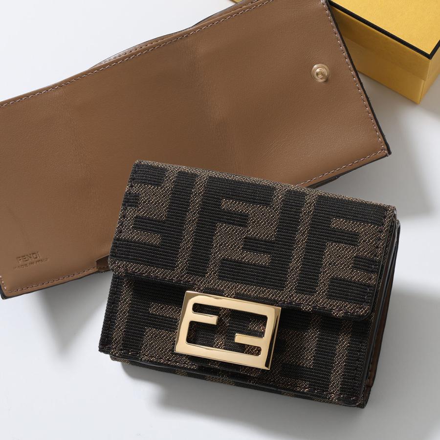 ゆ*ん様 新品FENDI三つ折り財布 FENDI（フェンディ） 三つ折り財布 8M0395 A98P レディース ZUCCA