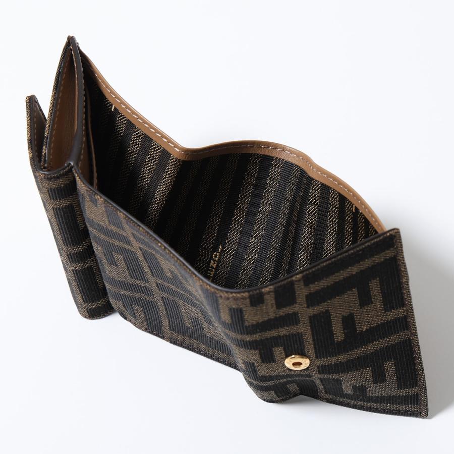 美品✨FENDI フェンディ　ミニクッション　ズッカ　総柄　ブラウン　激レア FENDI（フェンディ） 三つ折り財布 8M0395 A98P レディース ZUCCA