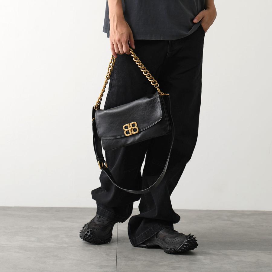 BALENCIAGA（バレンシアガ） ショルダーバッグ BB SOFT FLAP M BB