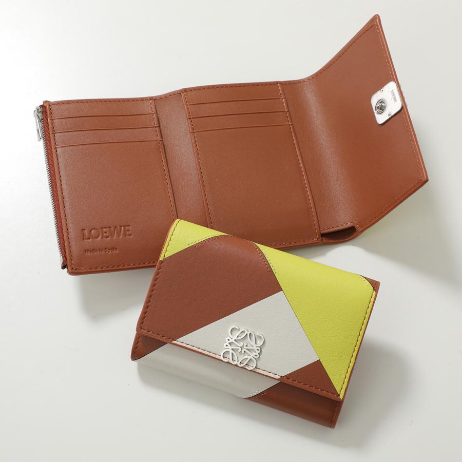 LOEWE アナグラム 三つ折り財布 レザー スモール バーティカル ウォレット LOEWE（ロエベ） 三つ折り財布 ANAGRAM SMALL VERTICAL WALLET