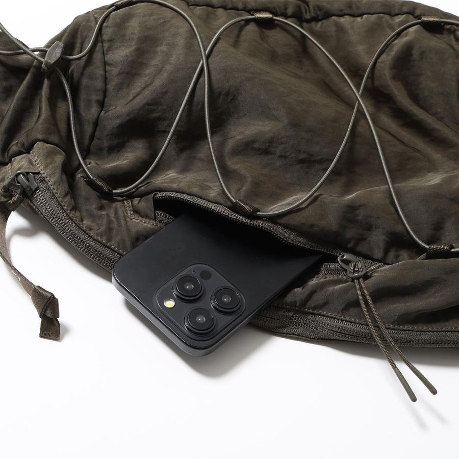 C.P. COMPANY（シーピーカンパニー） ボディバッグ Nylon B Crossbody