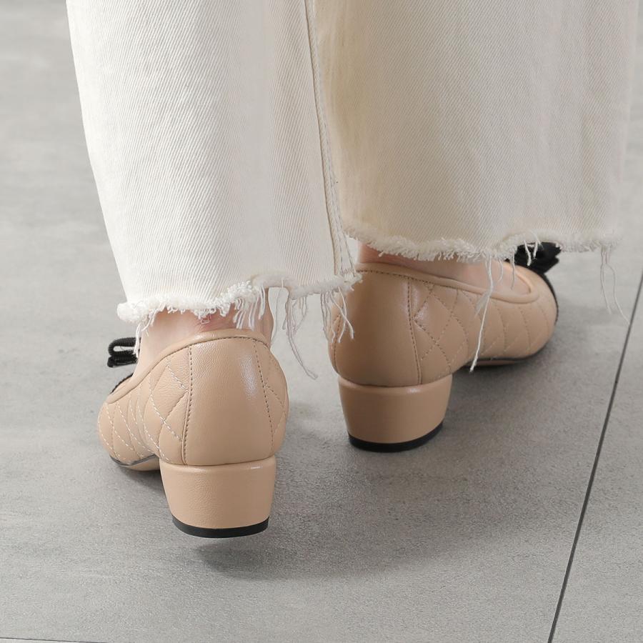 FERRAGAMO（フェラガモ） パンプス VARA ヴァラ リボン 702227