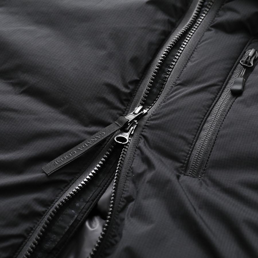 CANADA GOOSE（カナダグース） ダウンジャケット Lodge Jacket Black