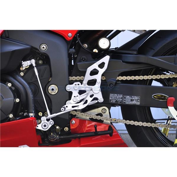 モリワキ MORIWAKI 05060-201U2-00 CBR600RR 21- BACK STEP KIT SILVER 