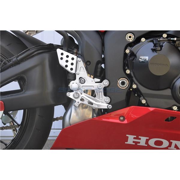 モリワキ MORIWAKI 05060-201U2-00 CBR600RR 21- BACK STEP KIT SILVER 