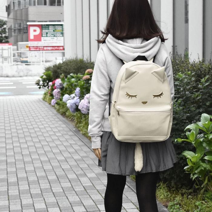 2WAY　猫ちゃん★がま口バッグ　リュック＆ボディバッグ　フェイクレザー　合皮 2WAY 猫ちゃん☆がま口バッグ リュック＆ボディバッグ フェイク