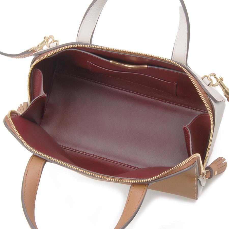 ANYA HINDMARCH（アニヤ・ハインドマーチ） ショルダーバッグ