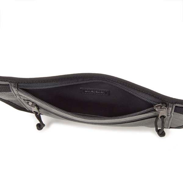 BALENCIAGA バレンシアガ　ブラック ボディバッグ　618190 BALENCIAGA（バレンシアガ） ボディバッグ ブラック 黒 618190 DB5J5