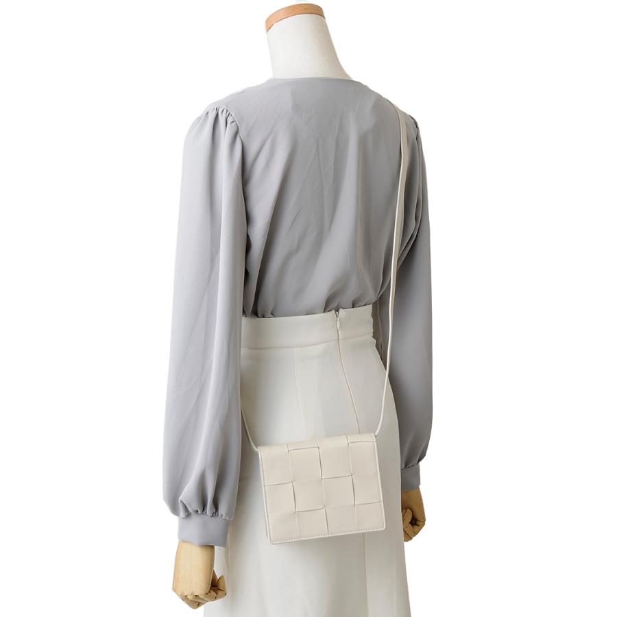 Bottega Veneta ボッテガヴェネタ ショルダーバッグ 574051 VMAY1 9644 CASSETTE カセット BOTTEGA VENETA（ボッテガ・ヴェネタ） ショルダーバッグ 574051 VMAY1