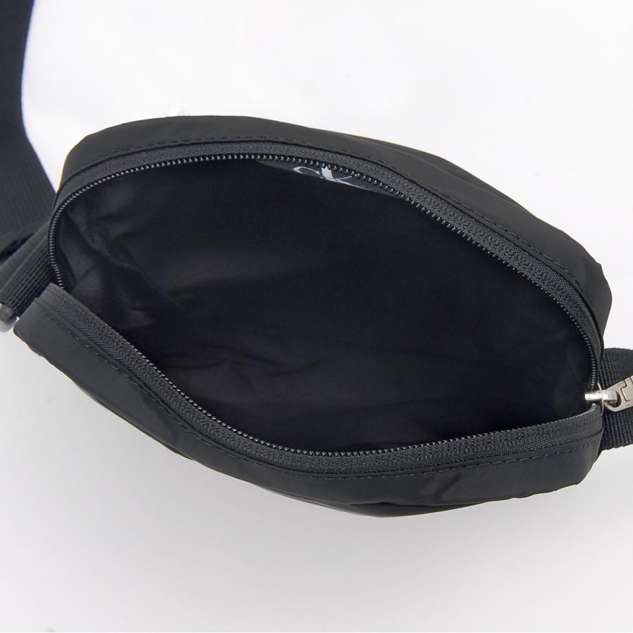   JEANS カルバンクラインジーンズ ショルダーバッグ メンズ レディース ブラック LV04G3000G UB1 S ESSEN REPORTER 18 Calvin Klein Jeans（カルバンクラインジーンズ） ショルダーバッグ