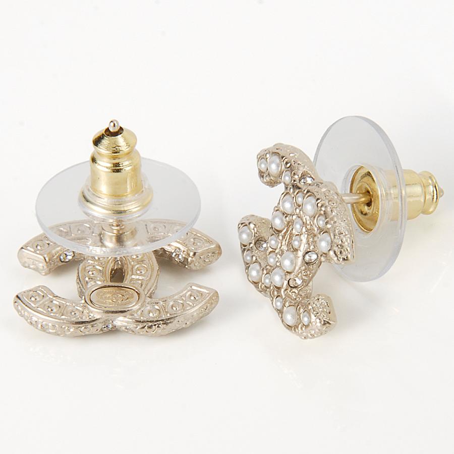 CHANEL（シャネル） ピアス レディース ゴールド A64766 B06258 ND321