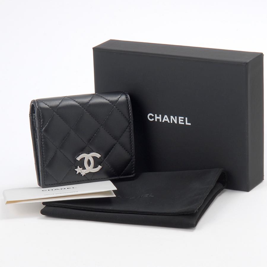 CHANEL シャネル 二つ折り財布 AP3726 B14929 94305 マトラッセ ラムスキン