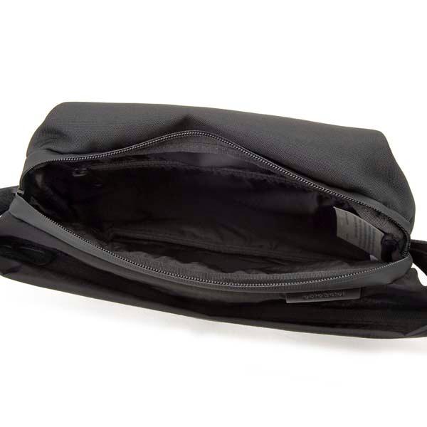 コートエシエル Cote&Ciel ボディバッグ ブラック 28675 Isarau イザラウ メッセンジャーバッグ | Cote&Ciel | 03