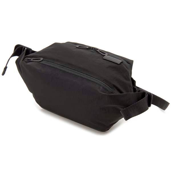 コートエシエル Cote&Ciel ボディバッグ ブラック 28719 Isarau Small イザラウ スモール メッセンジャーバッグ | Cote&Ciel | 01