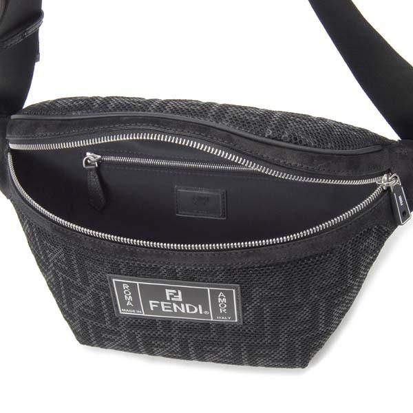 FENDI フェンディ ボディバッグ メンズ レディース ブラック 7VA434