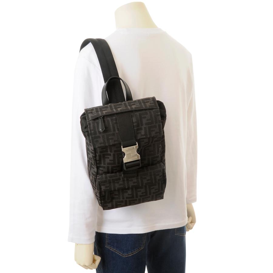 FENDI   バックパック　フェンディマニア　リュック FENDI】フェンディ ストライク リュック・デイパック 7VZ070