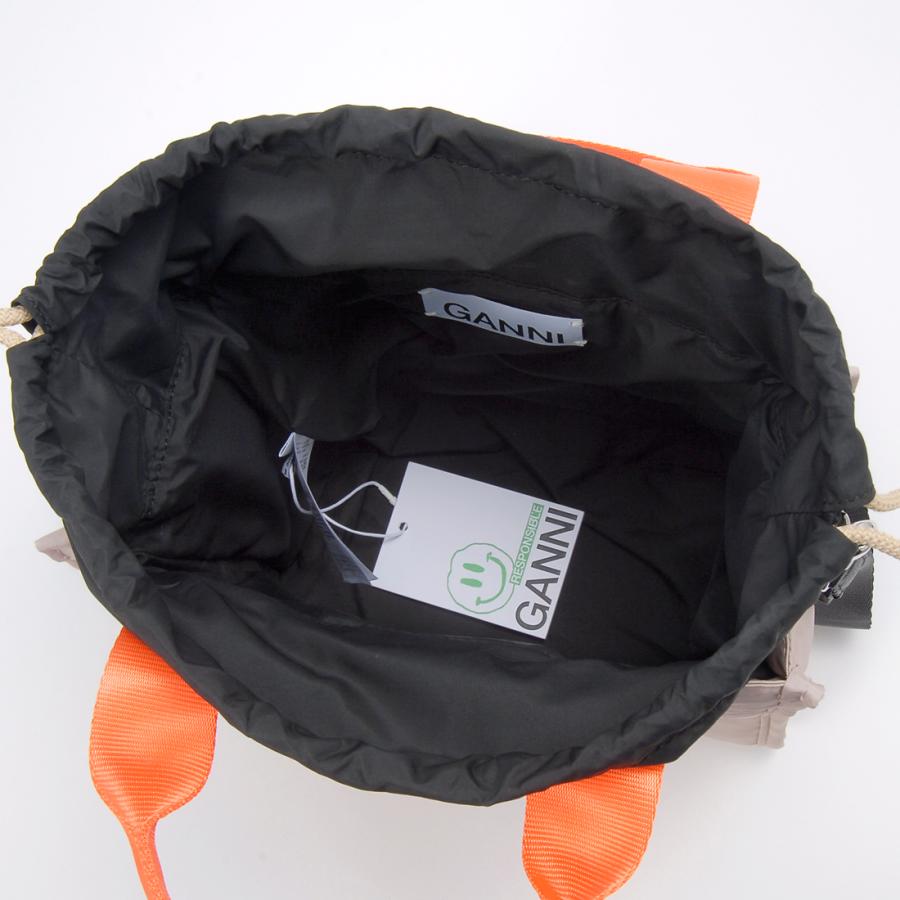 トートバッグ Ganni Women's Strap Tech Tote A5057-531 Ganni Women's Strap Tech Tote A5057-531 (Ganni/トートバッグ