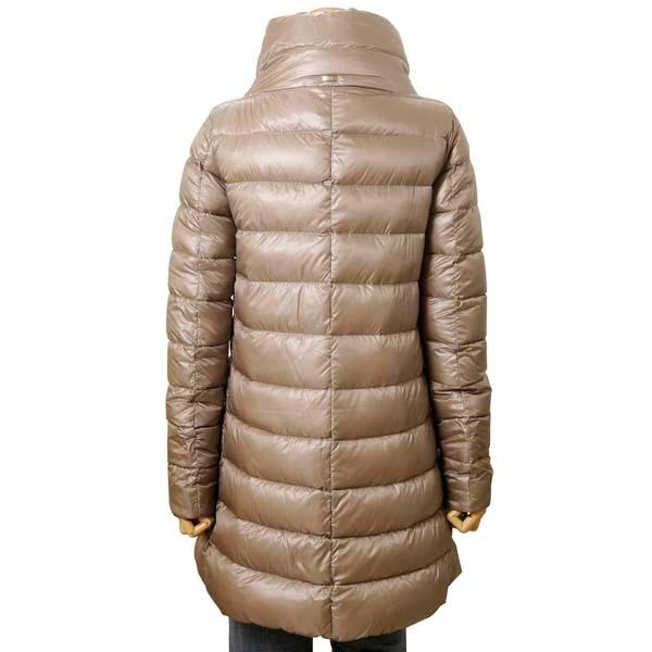 れ*ー様 【Herno】　ヘルノ　 ベージュ ダウンコート サイズ42 美品 HERNO（ヘルノ） レディース ダウンジャケット ベージュ PI0505DIC
